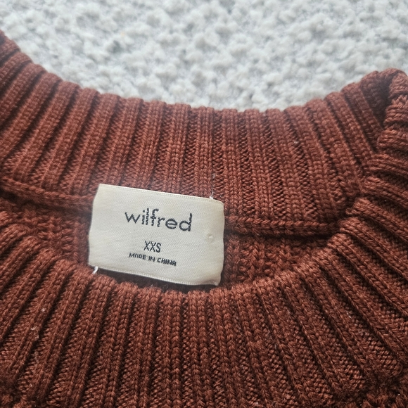 WILFRED Red Rust Brown Knit Sweater 100% Merino Wool XXS Aritzia - Picture 2 of 5